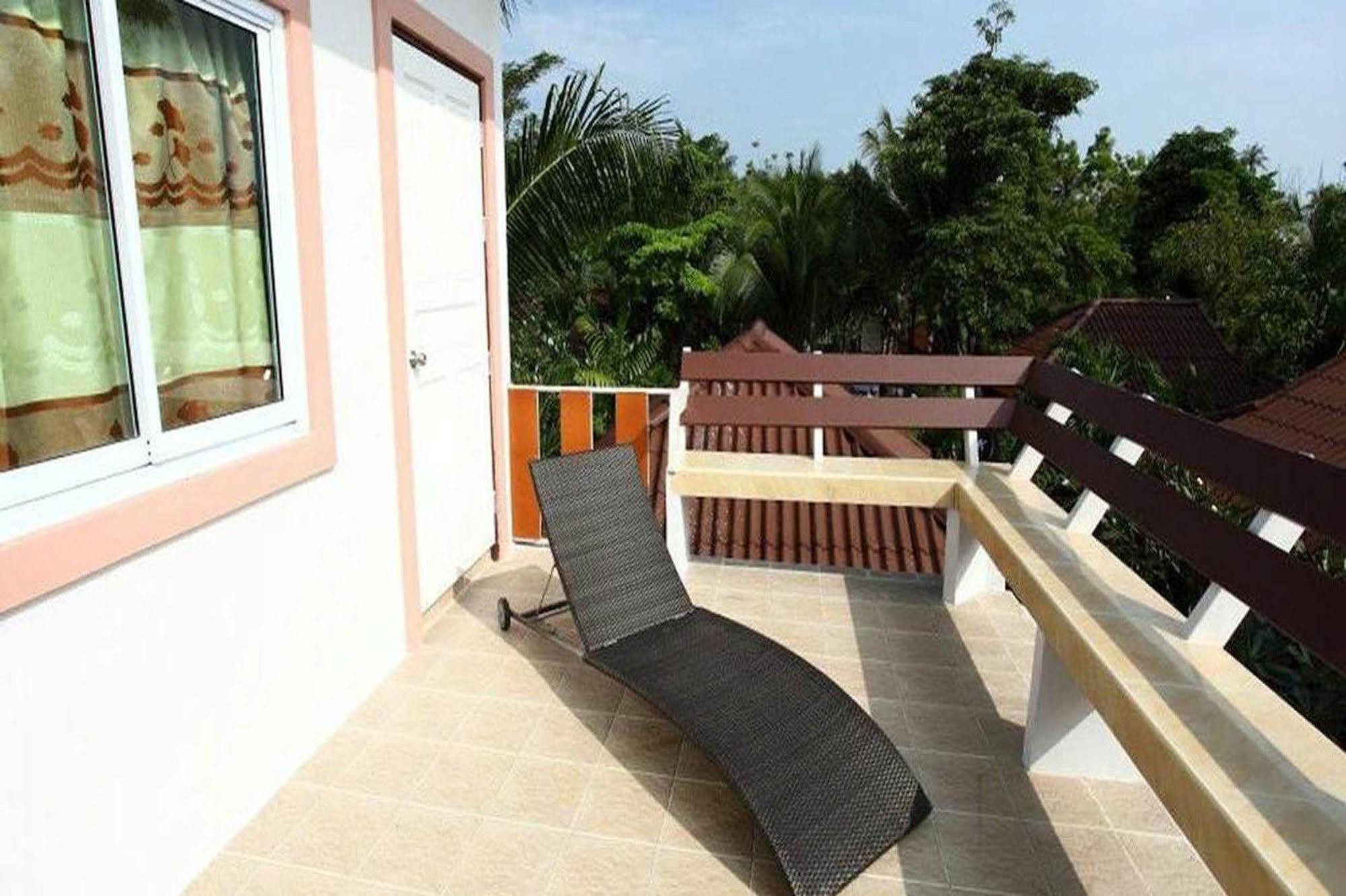Just Chilling Home Ban Phang Phrao Экстерьер фото